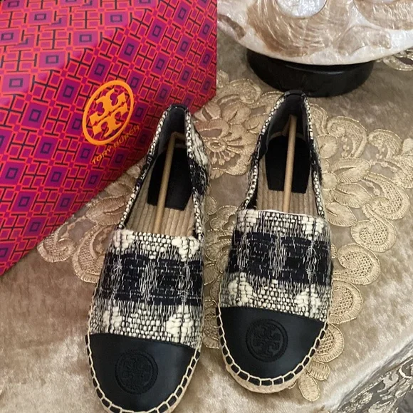 Tory Burch BLACK/ WHITE flat espadrille - Picture 4 of 8